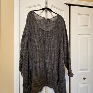 Flax Grey & Black Small Check Tunic (size 2G - or 3X)